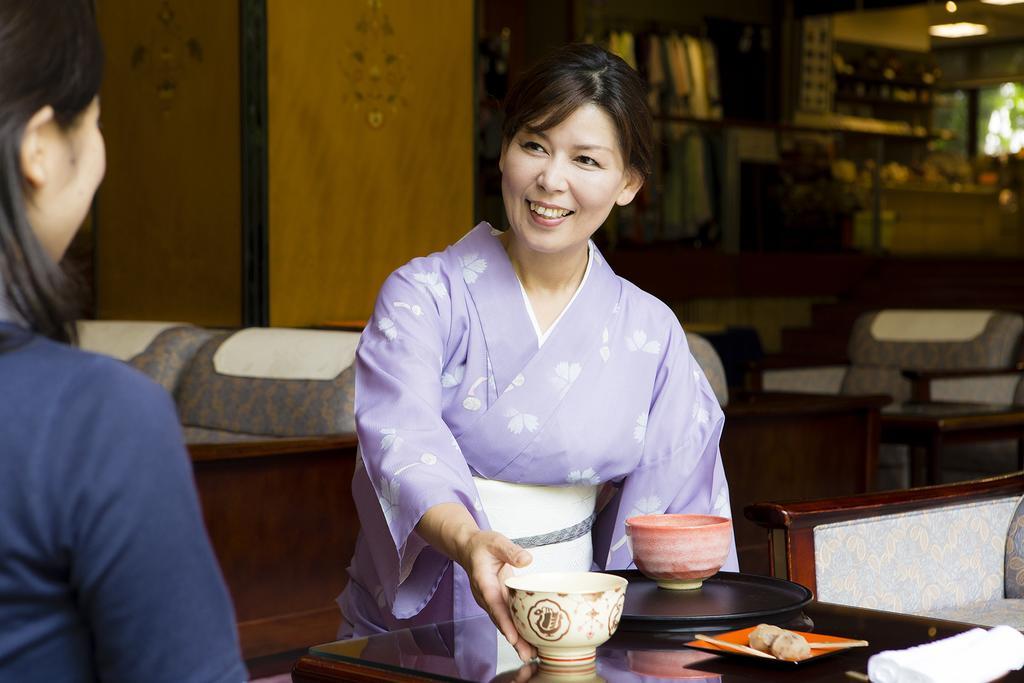 Kasenkyo Izutsuya Hotel Shin'onsen Eksteriør billede