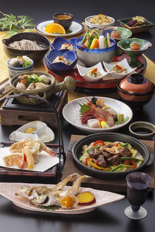 Kasenkyo Izutsuya Hotel Shin'onsen Eksteriør billede