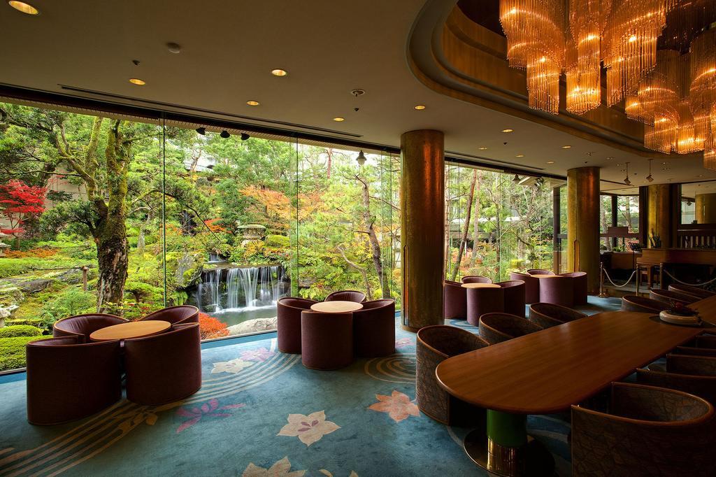 Kasenkyo Izutsuya Hotel Shin'onsen Eksteriør billede